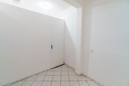 Quarto de casa para alugar com 1 quarto, 38m² em Vila Mira, São Paulo