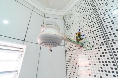 Banheiro de casa para alugar com 1 quarto, 38m² em Vila Mira, São Paulo