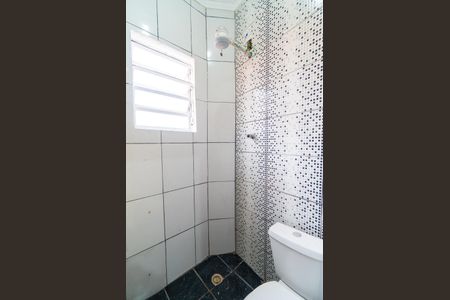 Banheiro de casa para alugar com 1 quarto, 38m² em Vila Mira, São Paulo