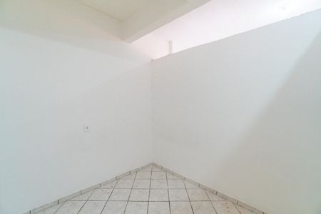 Quarto de casa para alugar com 1 quarto, 38m² em Vila Mira, São Paulo