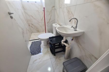 Apartamento para alugar com 42m², 2 quartos e sem vagaBanheiro