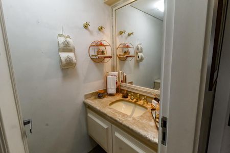 Apartamento à venda com 285m², 4 quartos e 4 vagasLavabo
