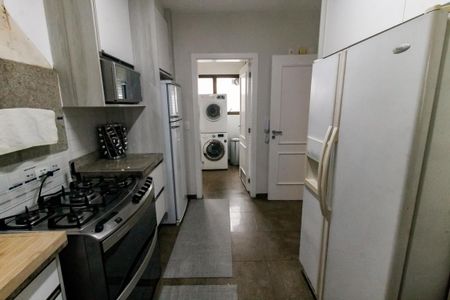 Apartamento à venda com 285m², 4 quartos e 4 vagasCozinha - Armários