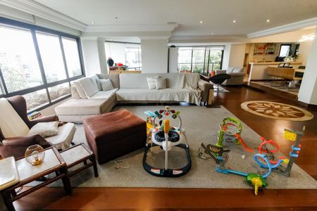 Apartamento à venda com 285m², 4 quartos e 4 vagasSala 2