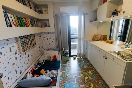 Apartamento à venda com 285m², 4 quartos e 4 vagasSuíte 2