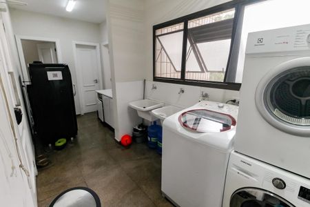 Apartamento à venda com 285m², 4 quartos e 4 vagasÁrea de Serviço