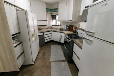 Apartamento à venda com 285m², 4 quartos e 4 vagasCozinha - Armários
