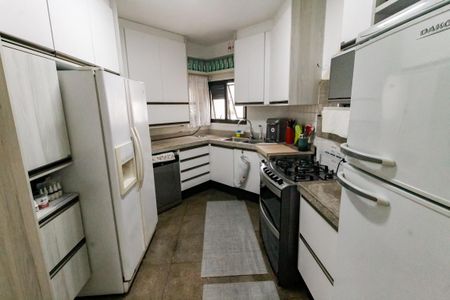 Apartamento à venda com 285m², 4 quartos e 4 vagasCozinha - Armários