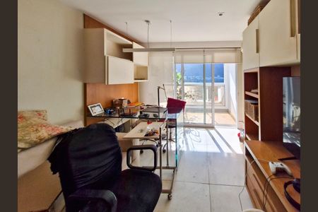 Apartamento à venda com 232m², 3 quartos e 2 vagas