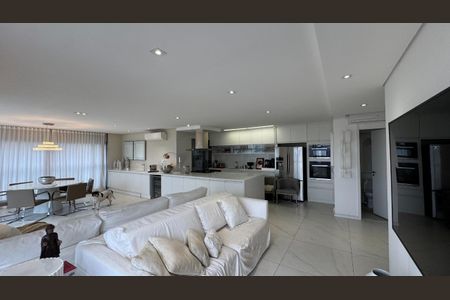 Apartamento à venda com 3 quartos, 131m² em Campo Belo, São Paulo