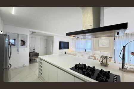 Apartamento à venda com 131m², 3 quartos e 2 vagas