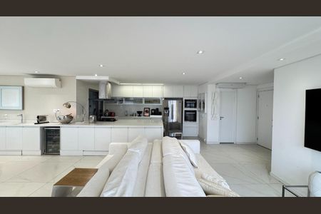 Apartamento à venda com 131m², 3 quartos e 2 vagas