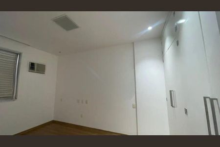Apartamento à venda com 3 quartos, 213m² em Savassi, Belo Horizonte
