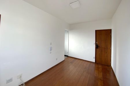Sala de apartamento para alugar com 1 quarto, 50m² em Carmo, Belo Horizonte