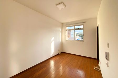 Sala de apartamento para alugar com 1 quarto, 50m² em Carmo, Belo Horizonte