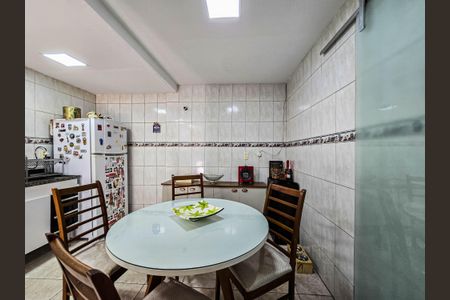 Apartamento para alugar com 98m², 2 quartos e 1 vagaCozinha