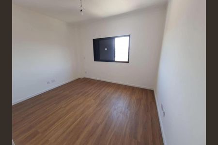 Casa à venda com 170m², 3 quartos e 2 vagas