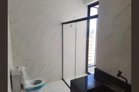 Casa à venda com 170m², 3 quartos e 2 vagas