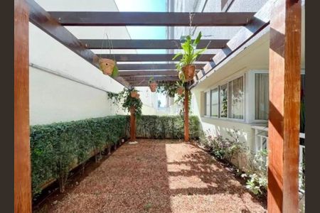 Apartamento à venda com 70m², 2 quartos e 1 vagaFoto 24