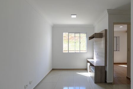 Sala de apartamento para alugar com 2 quartos, 47m² em Vila Bela Flor, Mogi das Cruzes
