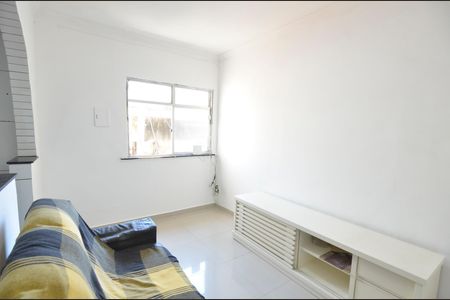 Sala 1 de casa para alugar com 1 quarto, 64m² em Imperial de São Cristóvão, Rio de Janeiro