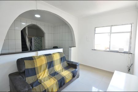 Sala 1 de casa para alugar com 1 quarto, 64m² em Imperial de São Cristóvão, Rio de Janeiro