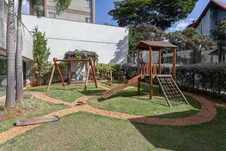 Apartamento à venda com 122m², 4 quartos e 3 vagasÁrea comum - Playground
