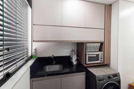 Apartamento à venda com 122m², 4 quartos e 3 vagasÁrea de serviço 