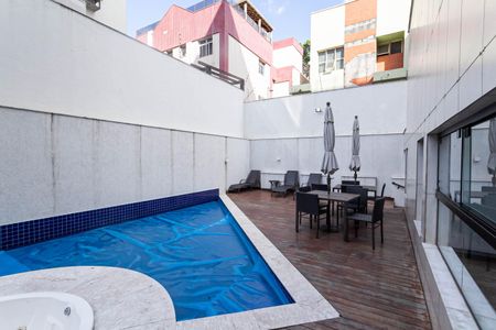 Apartamento à venda com 122m², 4 quartos e 3 vagasÁrea comum - Piscina