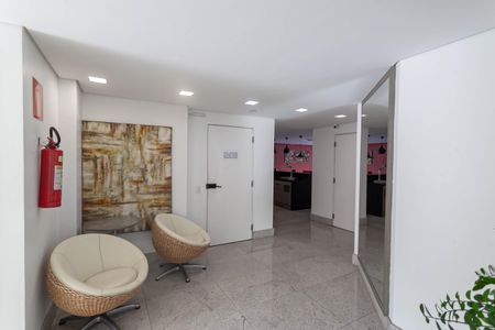 Apartamento à venda com 122m², 4 quartos e 3 vagasHall social