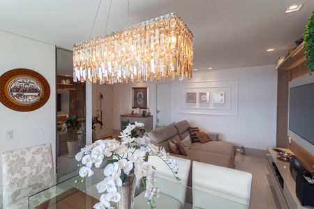 Apartamento à venda com 122m², 4 quartos e 3 vagasSala