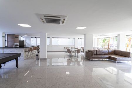 Apartamento à venda com 122m², 4 quartos e 3 vagasÁrea comum - Salão de festas