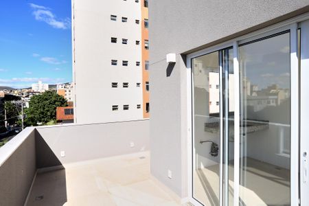 Apartamento para alugar com 95m², 1 quarto e 2 vagasVaranda
