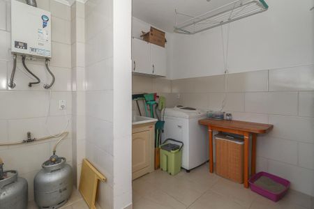Apartamento à venda com 129m², 3 quartos e 1 vagaÁrea de Serviço