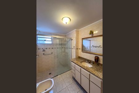 Apartamento para alugar com 146m², 3 quartos e 1 vagaBanheiro