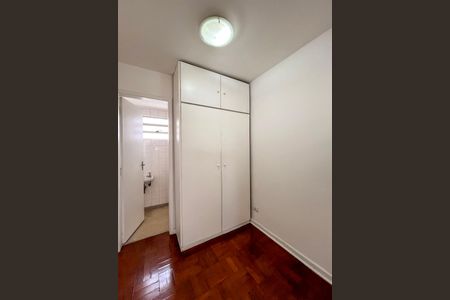 Apartamento para alugar com 146m², 3 quartos e 1 vagaQuarto de Serviço