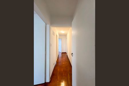 Corredor de apartamento para alugar com 4 quartos, 146m² em Aclimação, São Paulo