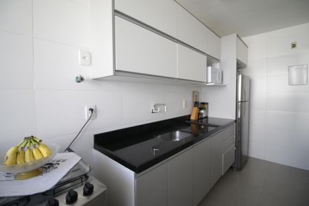 Apartamento à venda com 61m², 2 quartos e 1 vagaCozinha