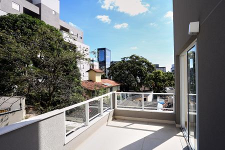 Apartamento para alugar com 95m², 1 quarto e 2 vagasVaranda