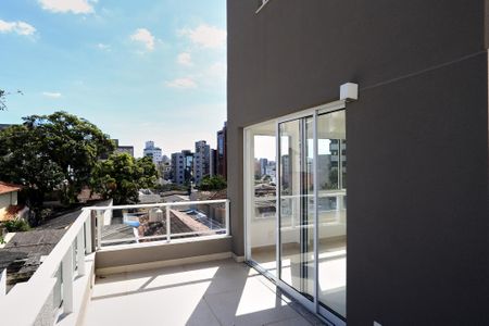 Apartamento para alugar com 95m², 1 quarto e 2 vagasVaranda