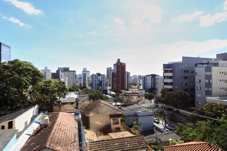 Apartamento para alugar com 95m², 1 quarto e 2 vagasVista