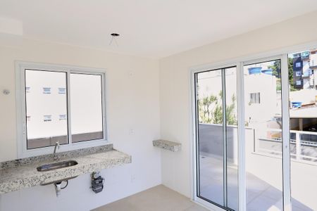 Cozinha de apartamento para alugar com 1 quarto, 95m² em São Lucas, Belo Horizonte