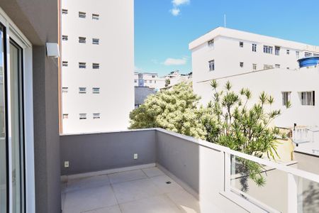 Apartamento para alugar com 95m², 1 quarto e 2 vagasVaranda