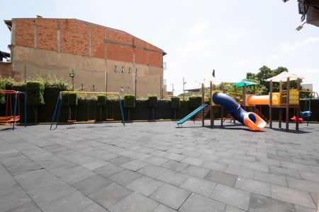 Apartamento para alugar com 74m², 3 quartos e 1 vagaÁrea comum - Playground