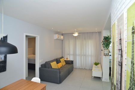 Sala de apartamento à venda com 1 quarto, 57m² em Recreio dos Bandeirantes, Rio de Janeiro