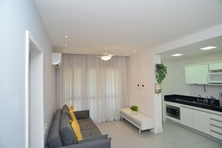 Sala de apartamento à venda com 1 quarto, 57m² em Recreio dos Bandeirantes, Rio de Janeiro