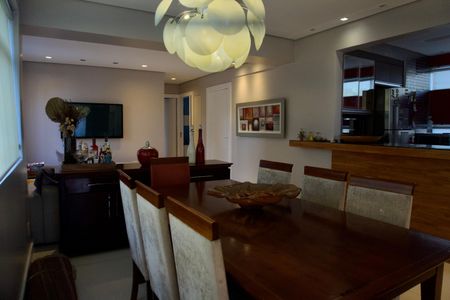 Apartamento à venda com 120m², 4 quartos e 2 vagas Apartamento à venda com 120m², 4 quartos e 2 vagasSala