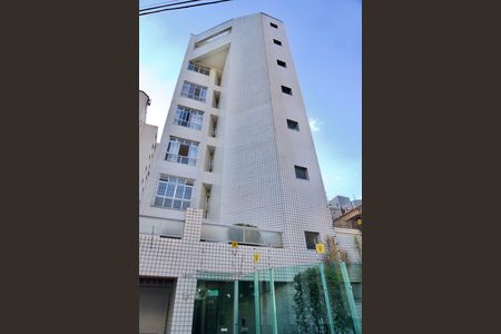 Apartamento à venda com 120m², 4 quartos e 2 vagas Apartamento à venda com 120m², 4 quartos e 2 vagasFachada do Prédio