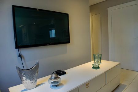 Apartamento à venda com 120m², 4 quartos e 2 vagas Apartamento à venda com 120m², 4 quartos e 2 vagasSala
