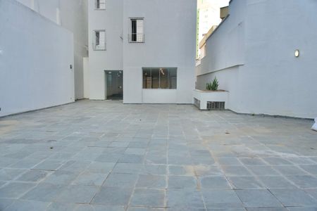 Apartamento à venda com 120m², 4 quartos e 2 vagas Apartamento à venda com 120m², 4 quartos e 2 vagasÁrea Comum - Salão de Festas
